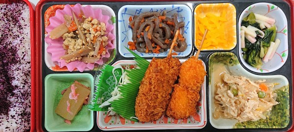 【ゆかりご飯】豚串カツ、棒棒鶏サラダサムネイル