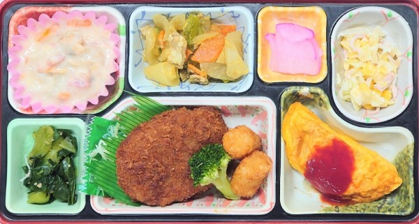 ビーフメンチカツ☆チーズオムレツ☆豚とアスパラのカレー炒めサムネイル
