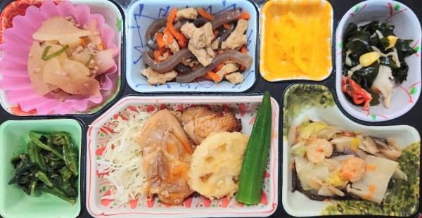 鶏照り☆八宝菜☆中華サラダサムネイル