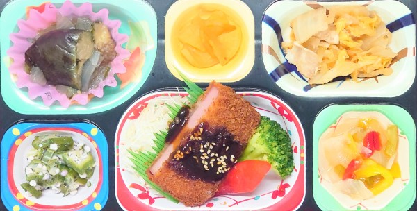 分厚いソースハムカツ☆豚キムチ☆茄子の生姜煮サムネイル